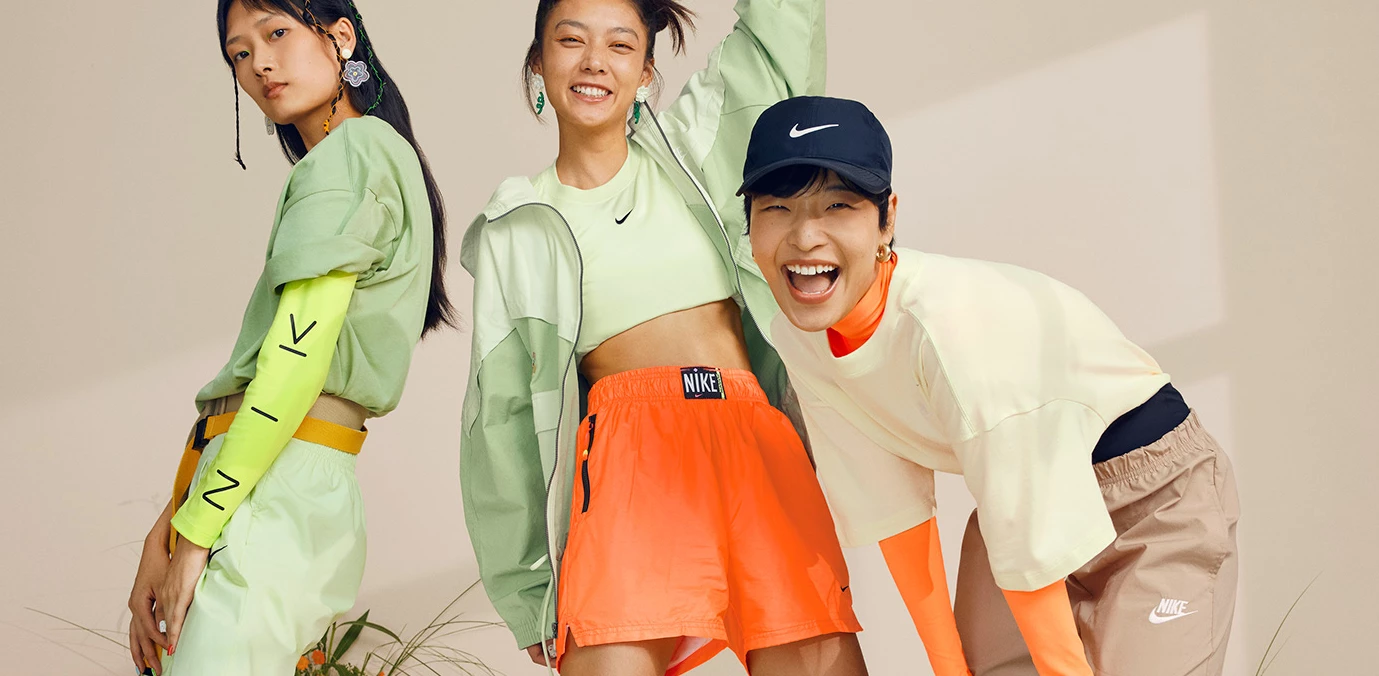 Nike Clothing store 28 Nike Clothing store -Nike Clothing store 33