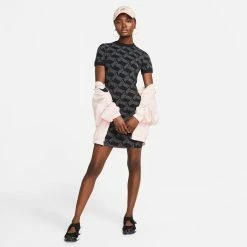 Women's Nike Sportswear Essential Printed Bodycon Dress -Nike Clothing store 5267094 ALT3