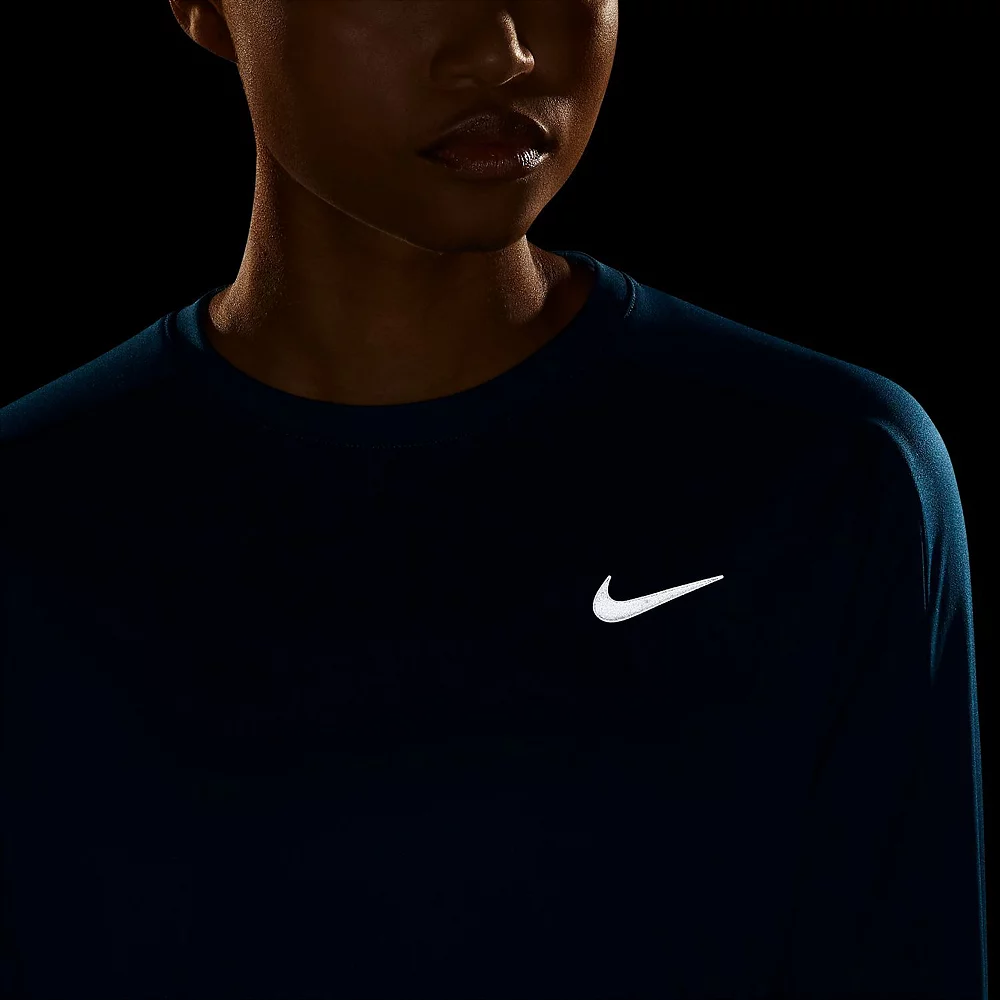 Women's Nike Dri-FIT Swoosh Run Mid-Layer Top 11 Women's Nike Dri-FIT Swoosh Run Mid-Layer Top - Image 11