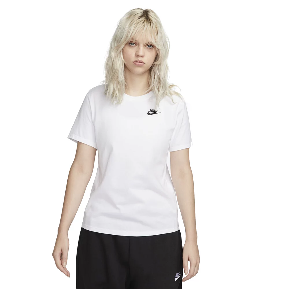 Women's Nike Sportswear Club Essentials Tee 1 Women's Nike Sportswear Club Essentials Tee